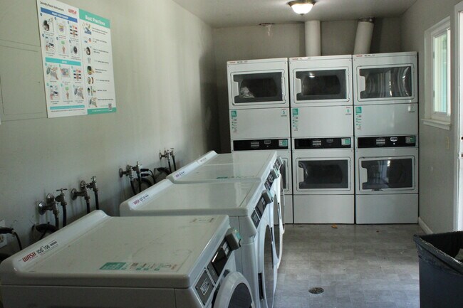 laundry room - Elevate Apartment Homes (08/25)