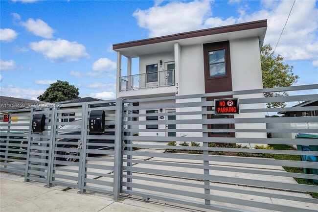 Building Photo - 1749 NW 64th St Unit A