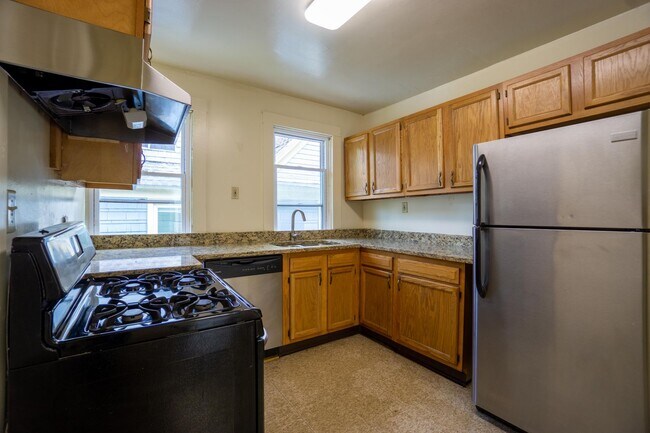 Photo - 450 Westcott St Unit Westcott 450.2