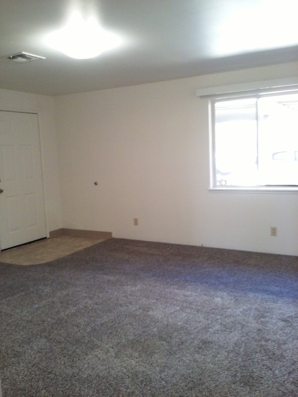 Photo - 2152 NW N Hill Dr