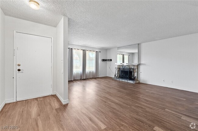 Building Photo - 2916 Karen Ave Unit 1 Rental