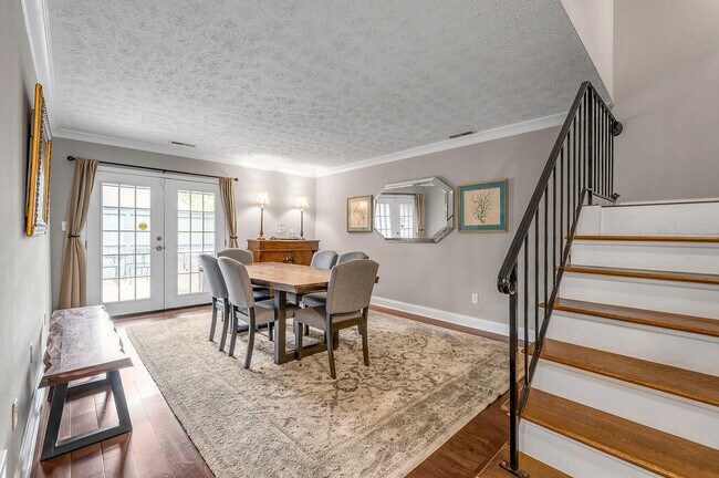 Photo - 500 Laketower Dr