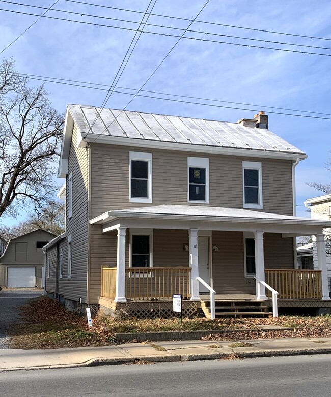 Photo - Newly renovated 4 bed/2.5 bath single fami...