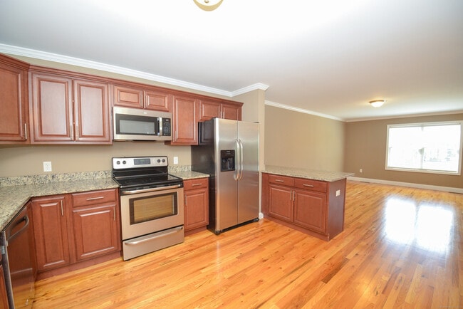 Photo - 339 Meadowside Rd Unidad B