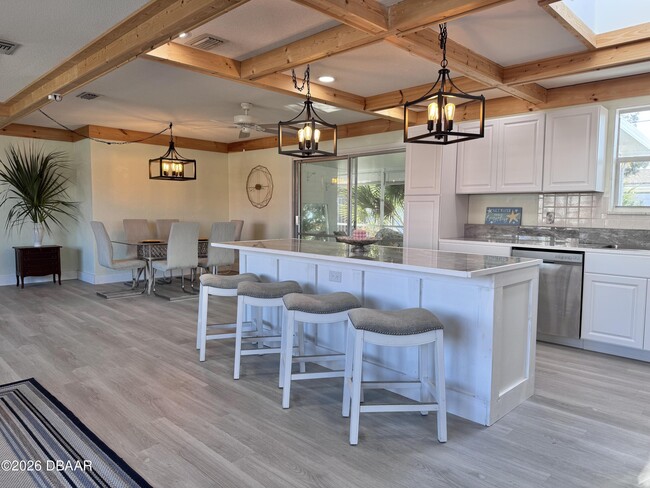 Photo - 3041 N Oleander Ave