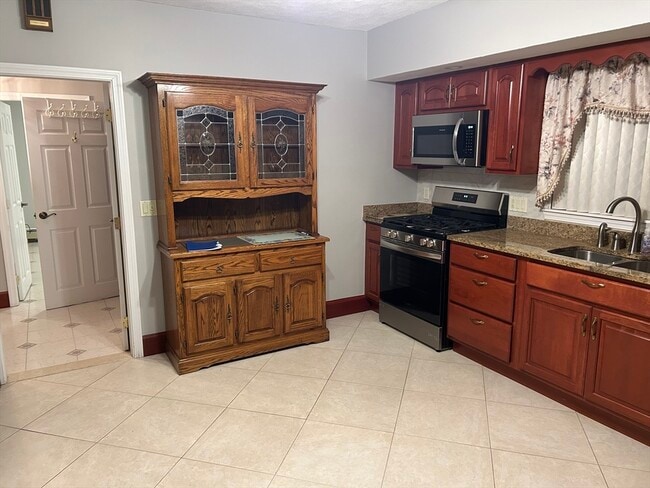 Photo - 58 Maple St Unit 2