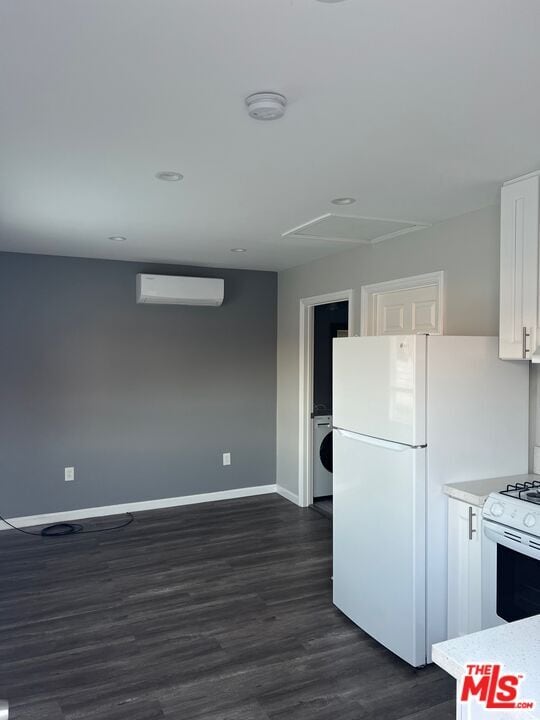 Photo - 17805 Lanark St Casa