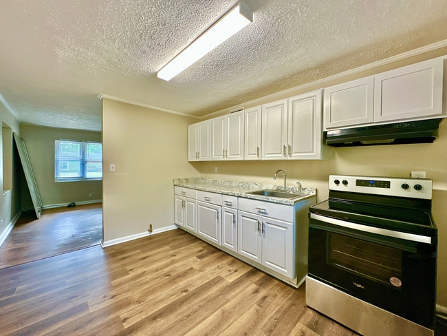 Photo - 2324 Sterling Pl