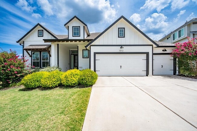 Building Photo - 1012 Heartleaf Dr
