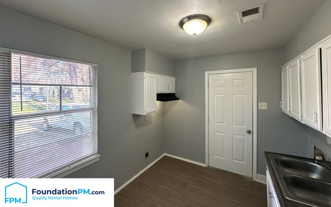 Photo - 4532 Sunny View Dr