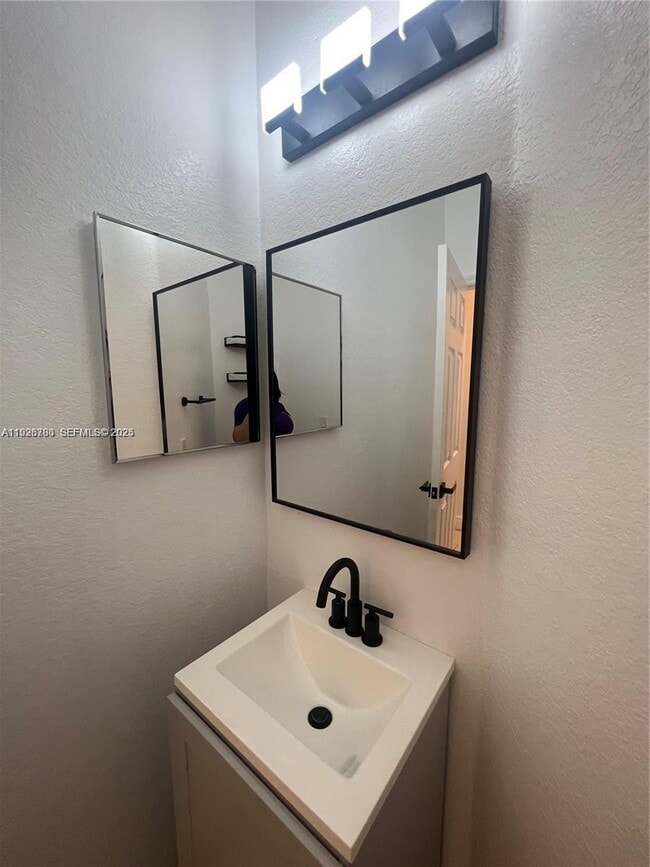 Photo - 12406 SW 126th Ave