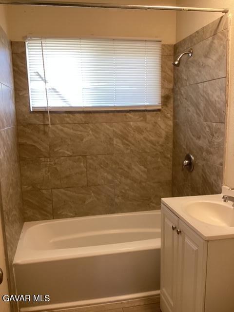 Photo - 44254 Beech Ave