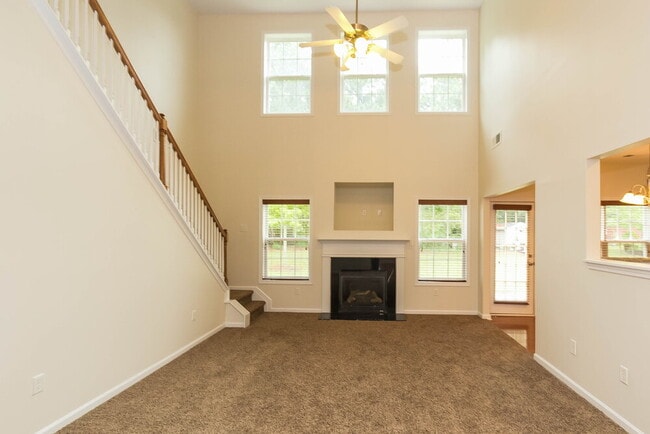 Photo - 250 Lantana Dr