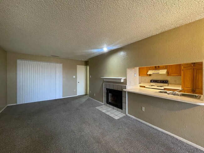 657 Ruidosa Ave