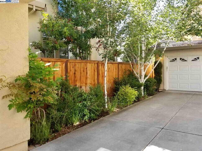 Photo - 5748 N Dublin Ranch Dr