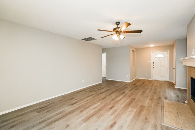 Photo - 5828 Ridge Lake Dr