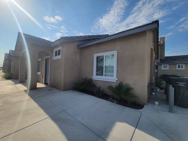 Photo - 8617 Frankie Lou St Unidad 8617 Frankie Lou St  A