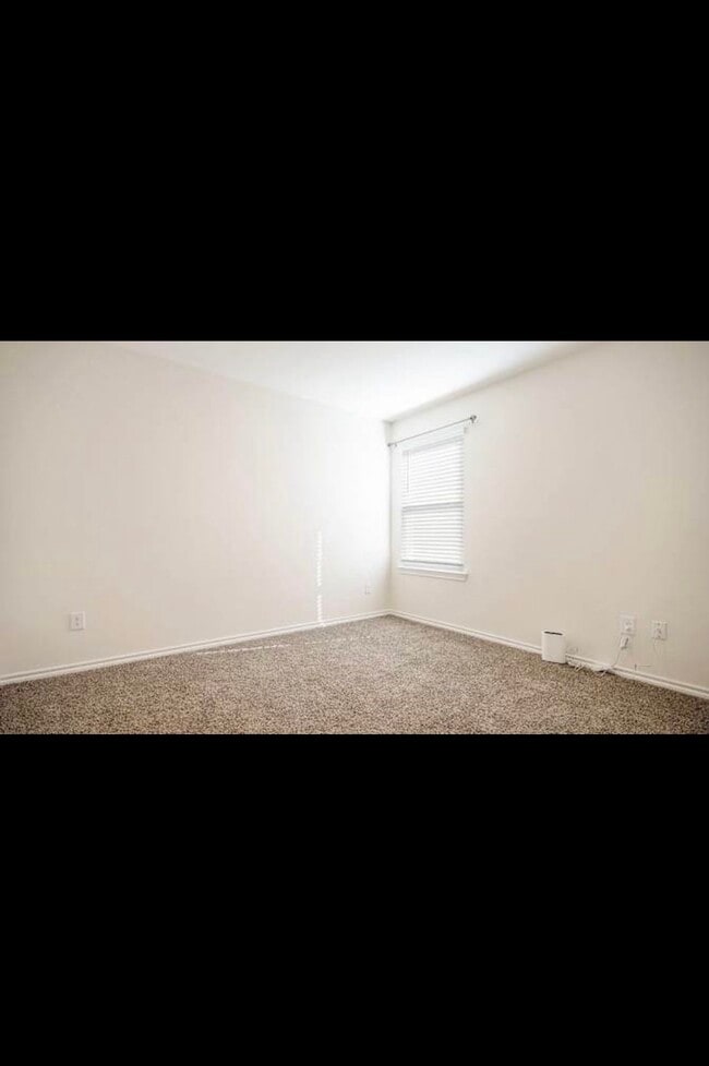 Photo - 1305 Stuarts Frst Dr