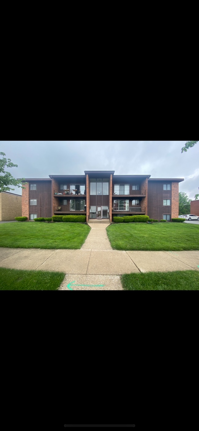 Photo - 9218 Erie St Unit 1C