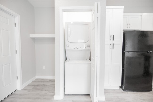 Photo - 2101 Reinke Rd Unit 8112