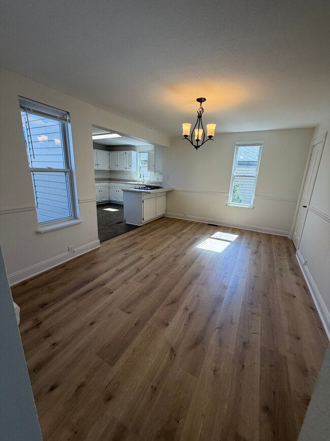 Photo - 456 Michigan Ave