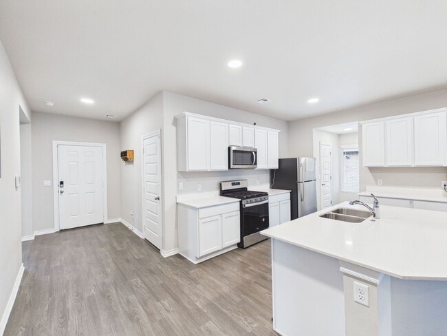 Photo - 7604 SW Grant Ave