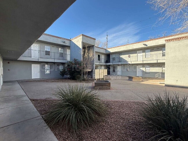 Photo - 401 14th St NW Unidad 16