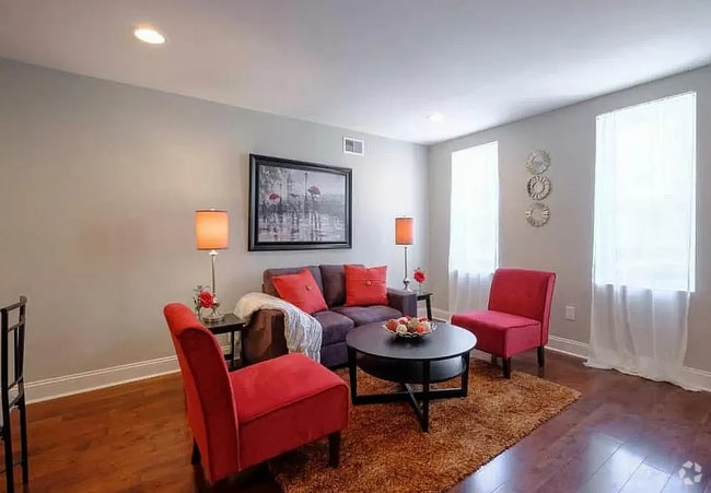 Building Photo - 2131 Oakford St Rental