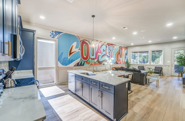 Building Photo - 2283 Young Ave Unit SI ID1608480P