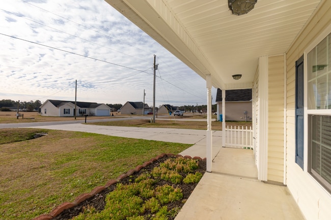 Photo - 131 Cherry Grove Dr