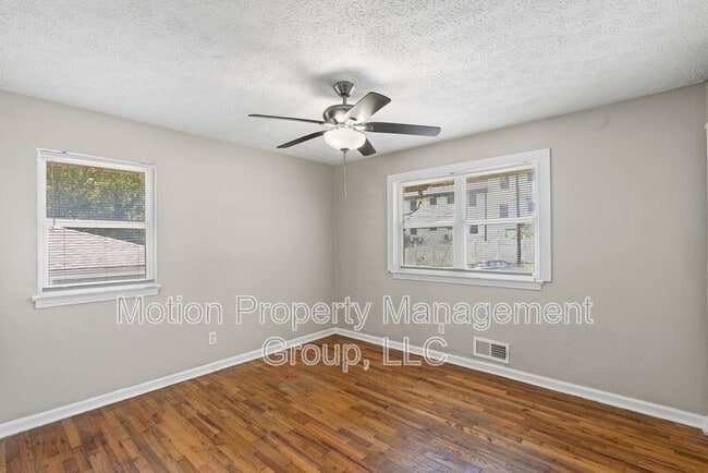 Photo - 1595 Carlisle St NW