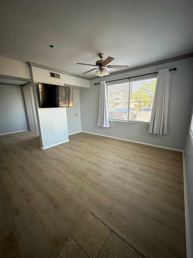 Photo - 2134 E Broadway Rd Unit 1034