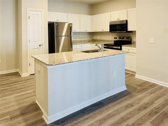 2BR,2BA-Willow - Rocky River Apartments