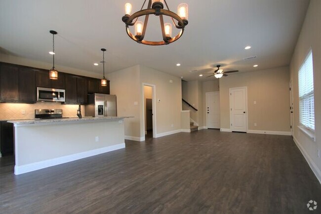 Building Photo - FALL IN LOVE w/ The Luxury Townhomes @ Jam...