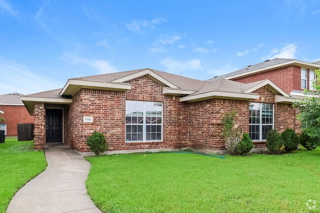 Building Photo - 705 Pine Hollow Dr Rental