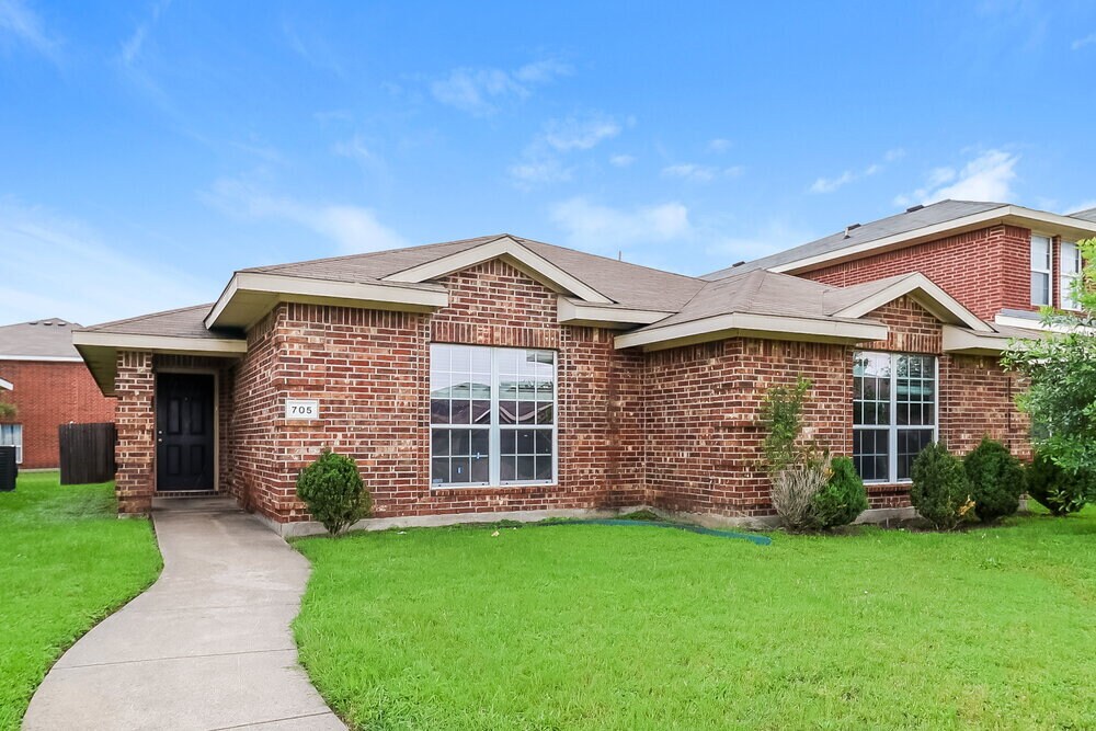 Photo - 705 Pine Hollow Dr Casa