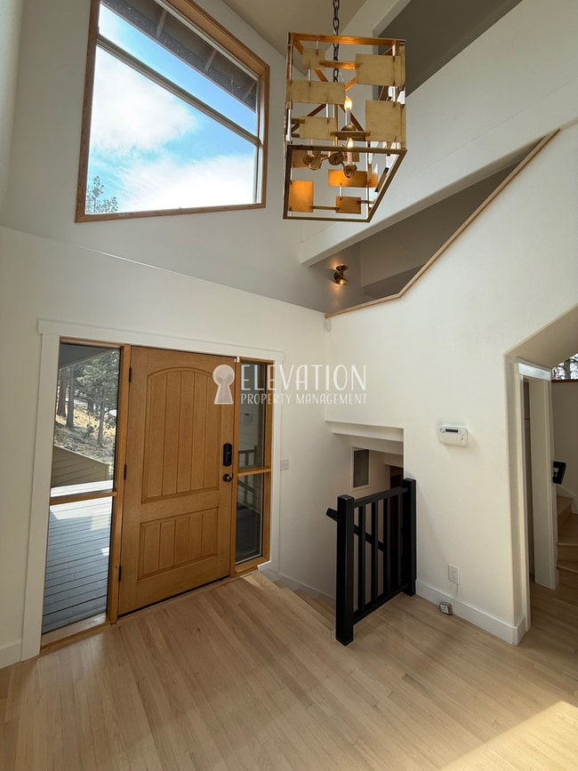Photo - 5BR / 3.5BA Forest Retreat in NW Bend with ADU included