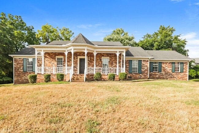 Building Photo - 3933 Hillshire Dr Rental