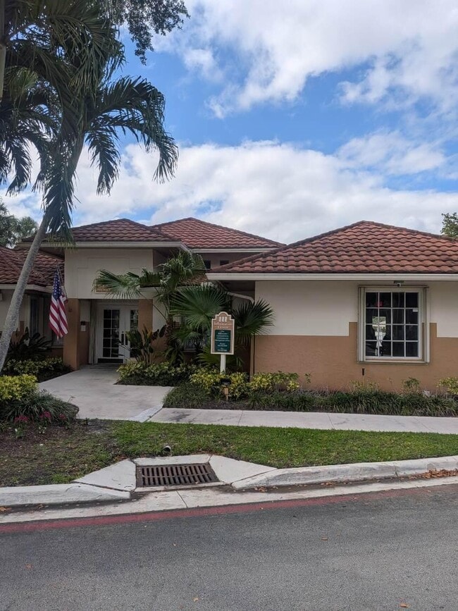 Photo - 719 NW 92nd Ave Unit 719