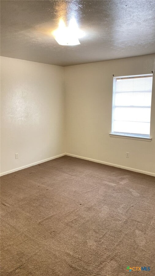 Photo - 1206 Urbantke Ct Unidad B