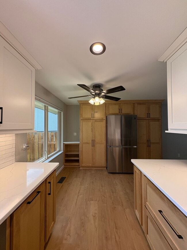 Photo - 1533 Ridgeview Ct