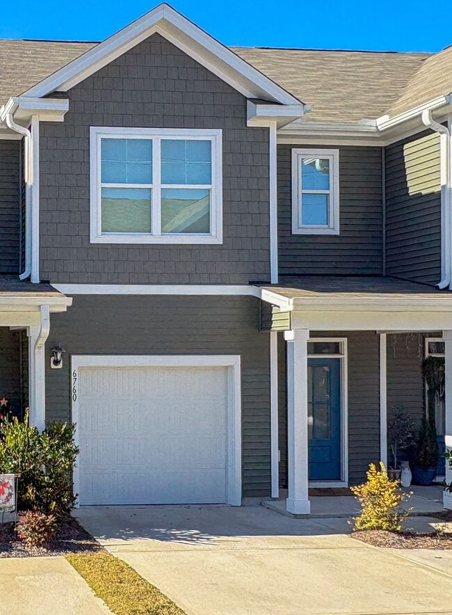 Building Photo - Breathtaking Water Views!