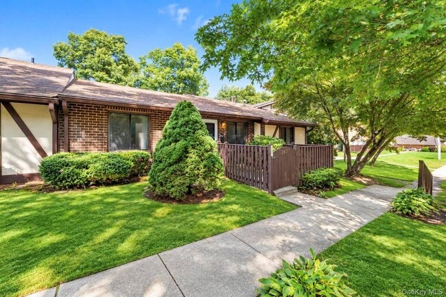 167 Cambridge Dr