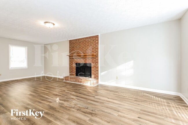 Photo - 125 Wakefield Pl