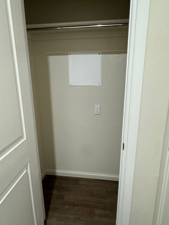 Photo - 3 bedroom 2.5 bath duplex in Newcastle