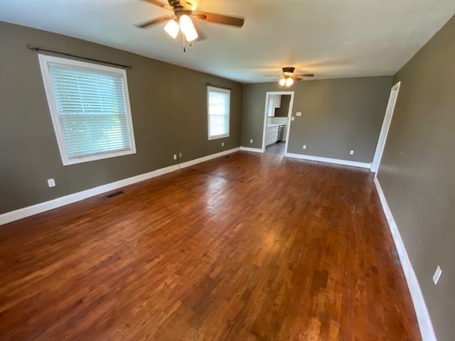 Photo - 205 Allen St