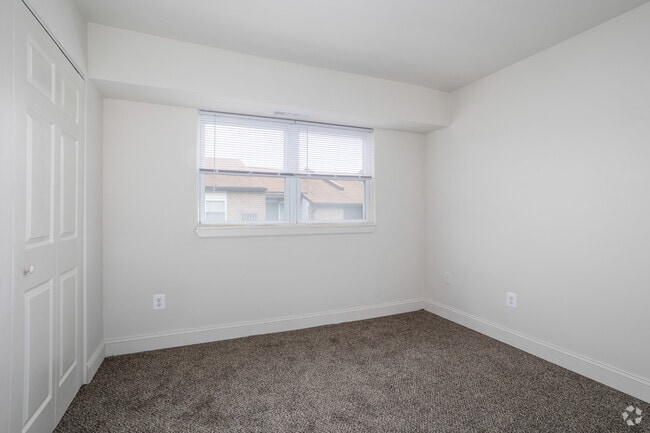 2BR, 1.5BA - 1,100 - Second Bedroom