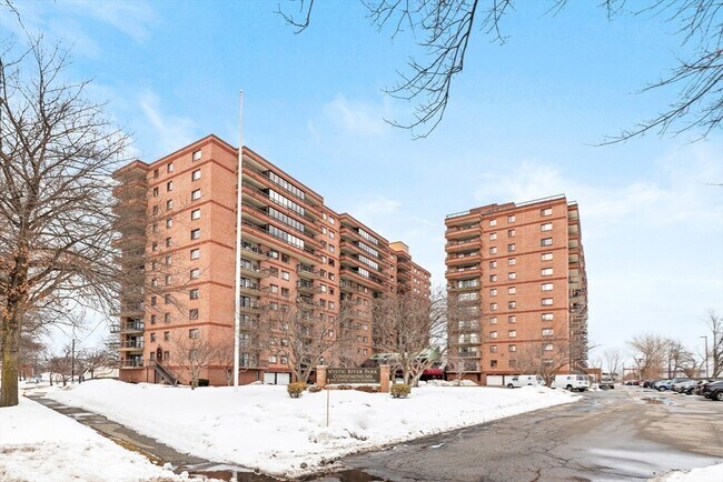 Photo - 3920 Mystic Valley Pkwy Unit 913