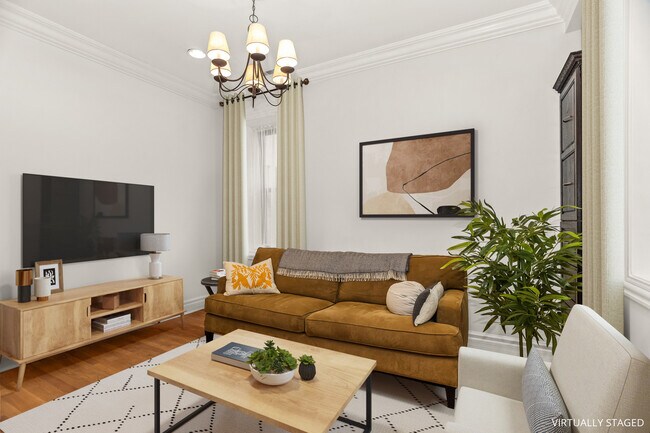 Photo - 1707 N Crilly Ct Unidad 1E Rental