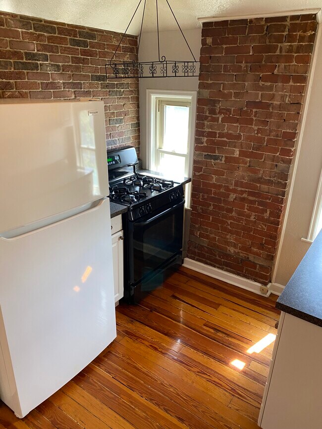 Photo - 3810 E 17th Ave. Apartments